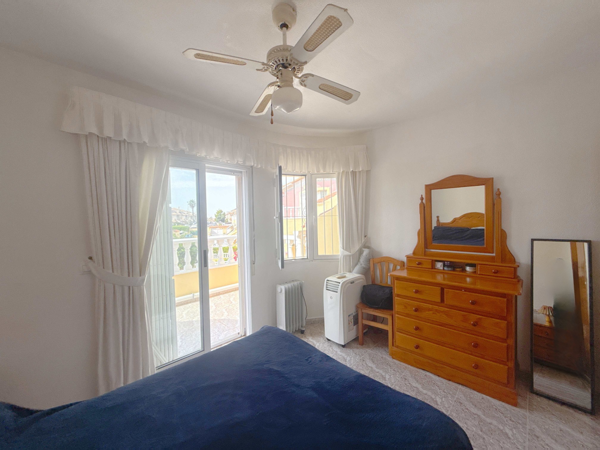 For sale - 3 Bedroom 2 Bathroom Townhouse in La Zenia -  - Orihuela Costa
