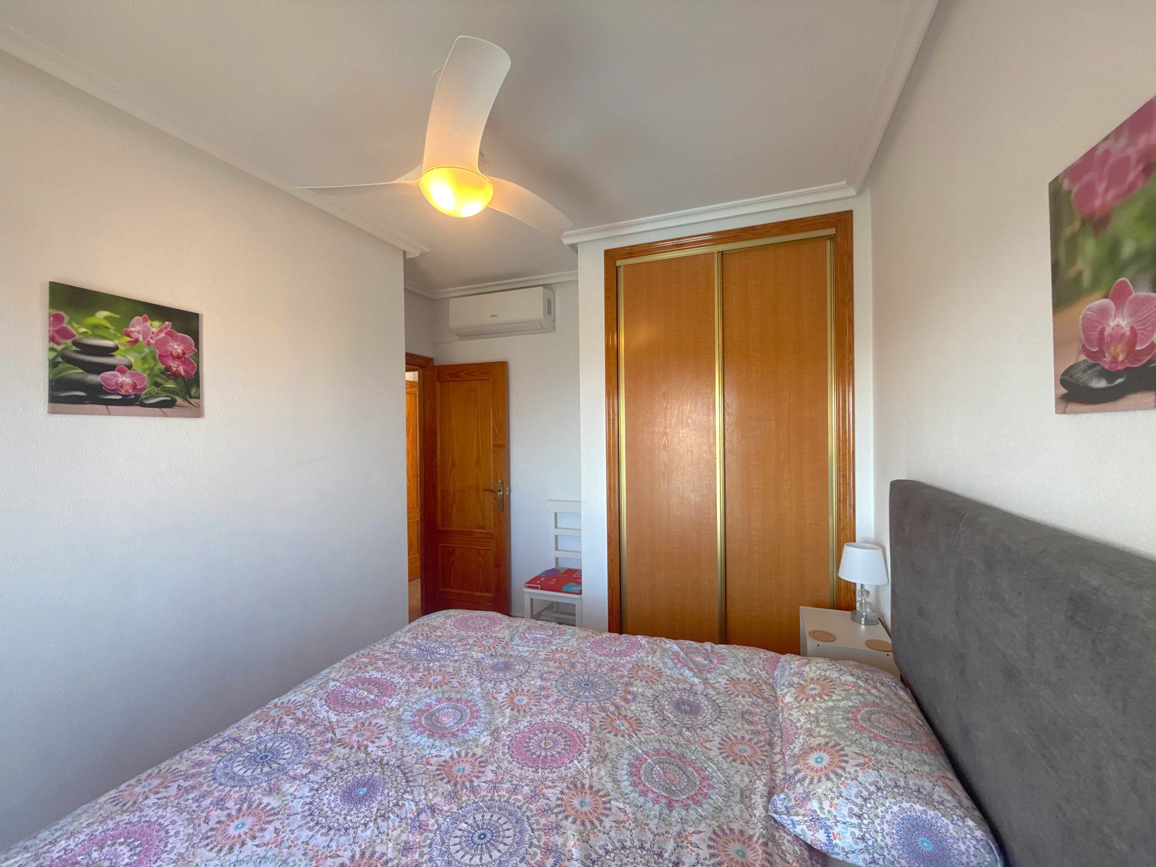 For sale - 2 Bedroom 1 Bathroom Penthouse in Cabo Roig -  - Alicante