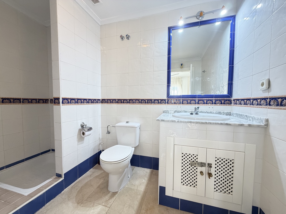 For sale - 2 Bedroom 2 Bathroom Apartment in Villamartin - , Villamartin, Alicante, Spain - Alicante