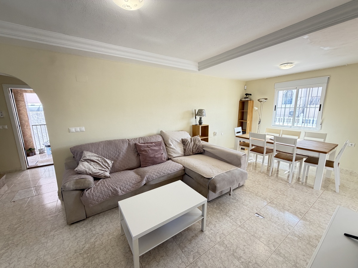 For sale - 3 Bedroom 2 Bathroom Villa in Villamartin - , Villamartin, Alicante, Spain - Alicante