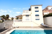 2-16218/81681, 3 Bedroom 2 Bathroom Villa in Villamartin