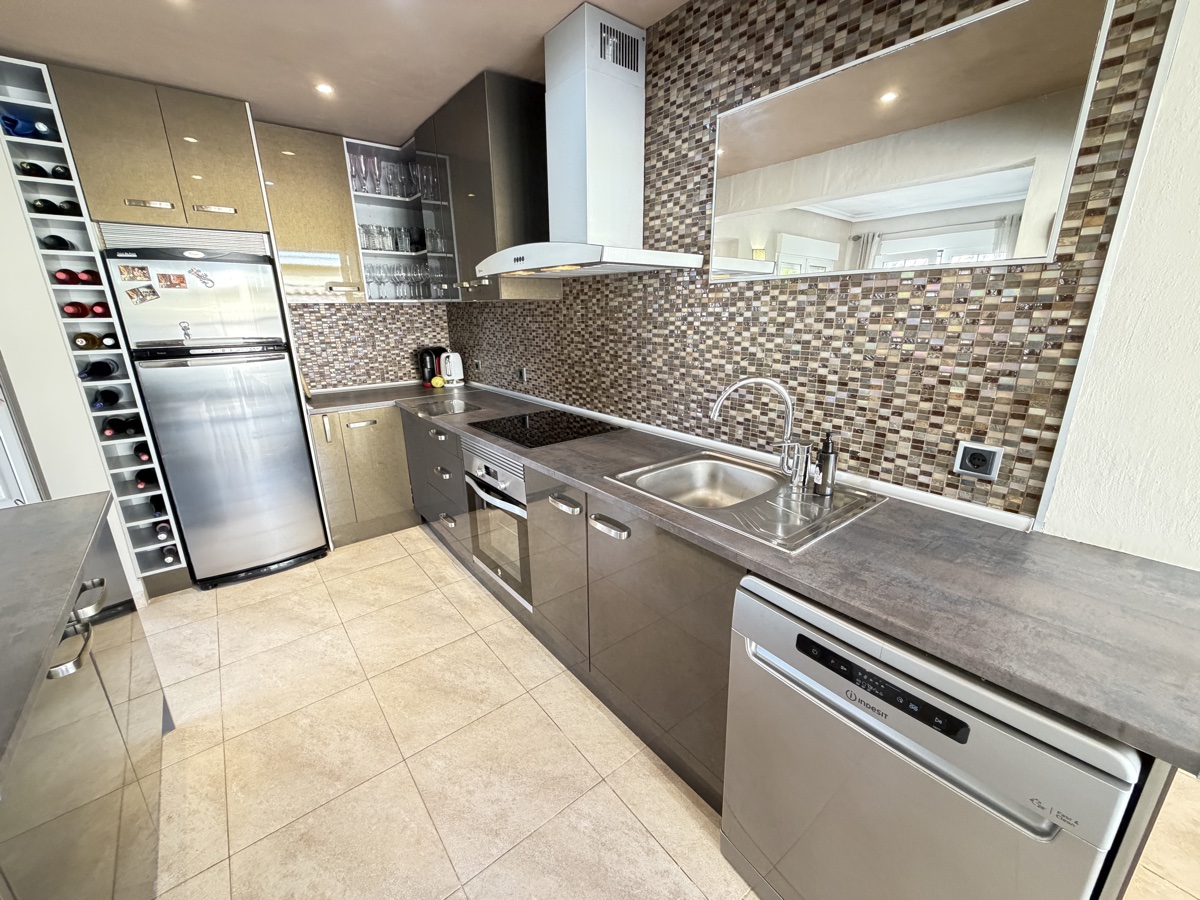 For sale - 4 Bedroom 4 Bathroom Villa in Cabo Roig - , Cabo Roig, Alicante, Spain - Alicante