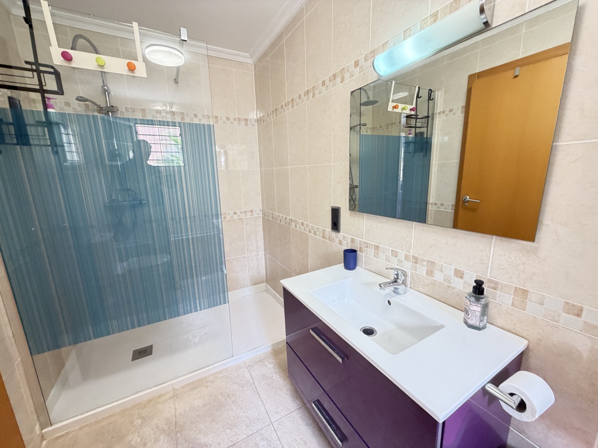 For sale - 4 Bedroom 4 Bathroom Villa in Cabo Roig - , Cabo Roig, Alicante, Spain - Alicante