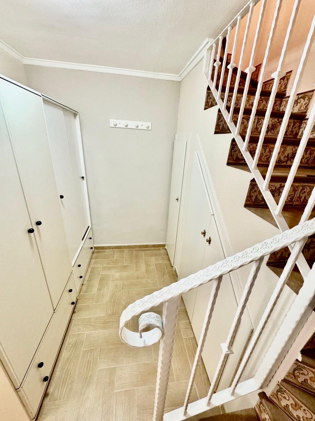 LMCD-81683: Town house for sale in Torrevieja
