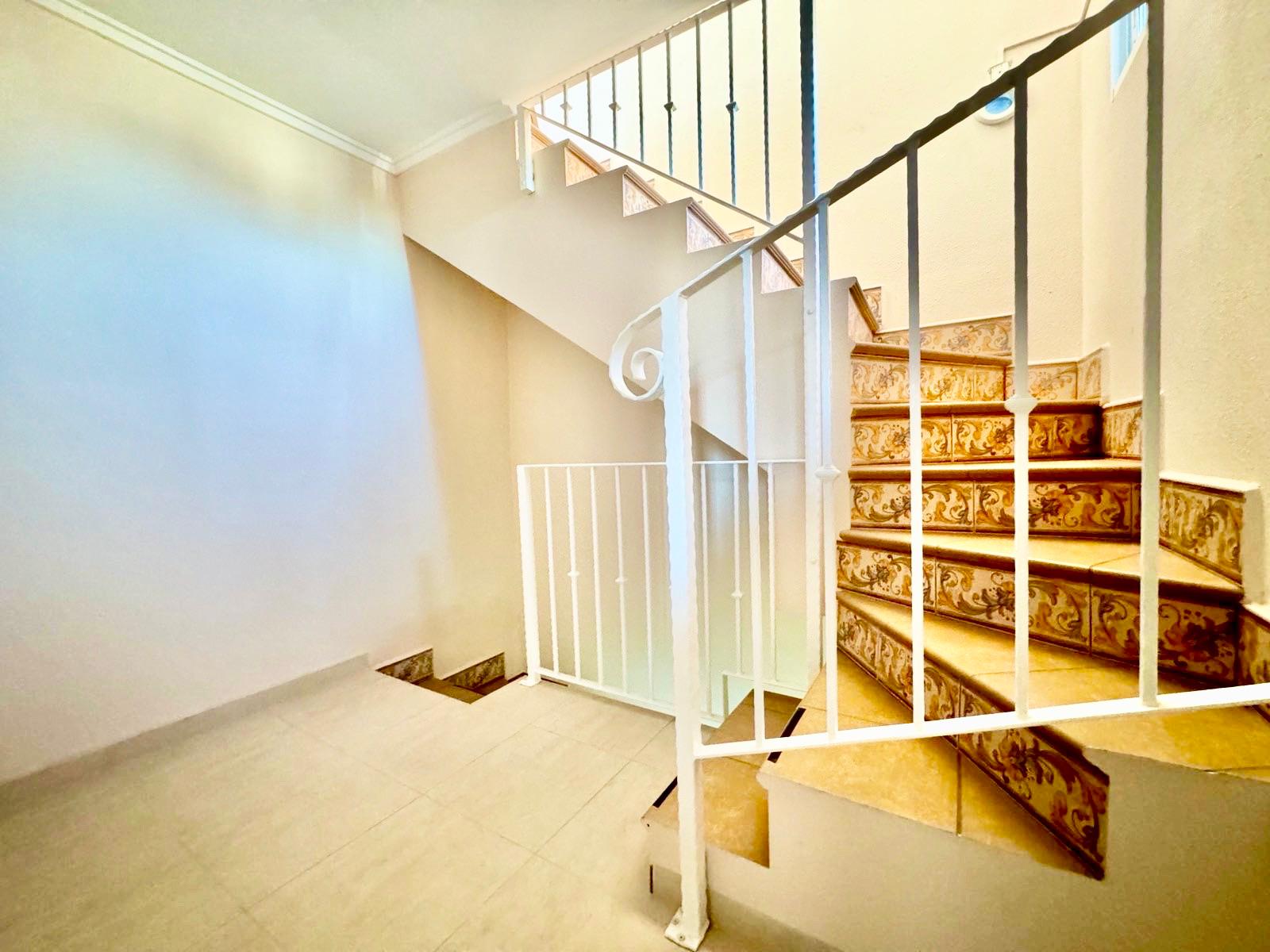 LMCD-81683: Town house for sale in Torrevieja