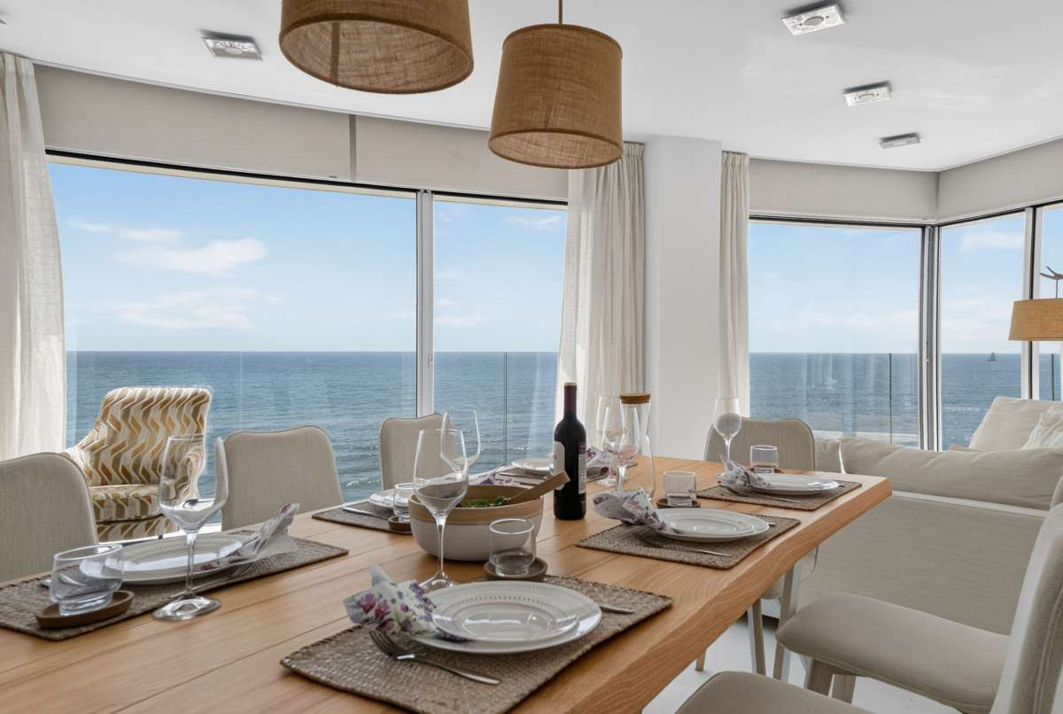 For sale - 4 Bedroom 2 Bathroom Apartment - Penthouse in Torrevieja - Torrevieja Centro  - Alicante