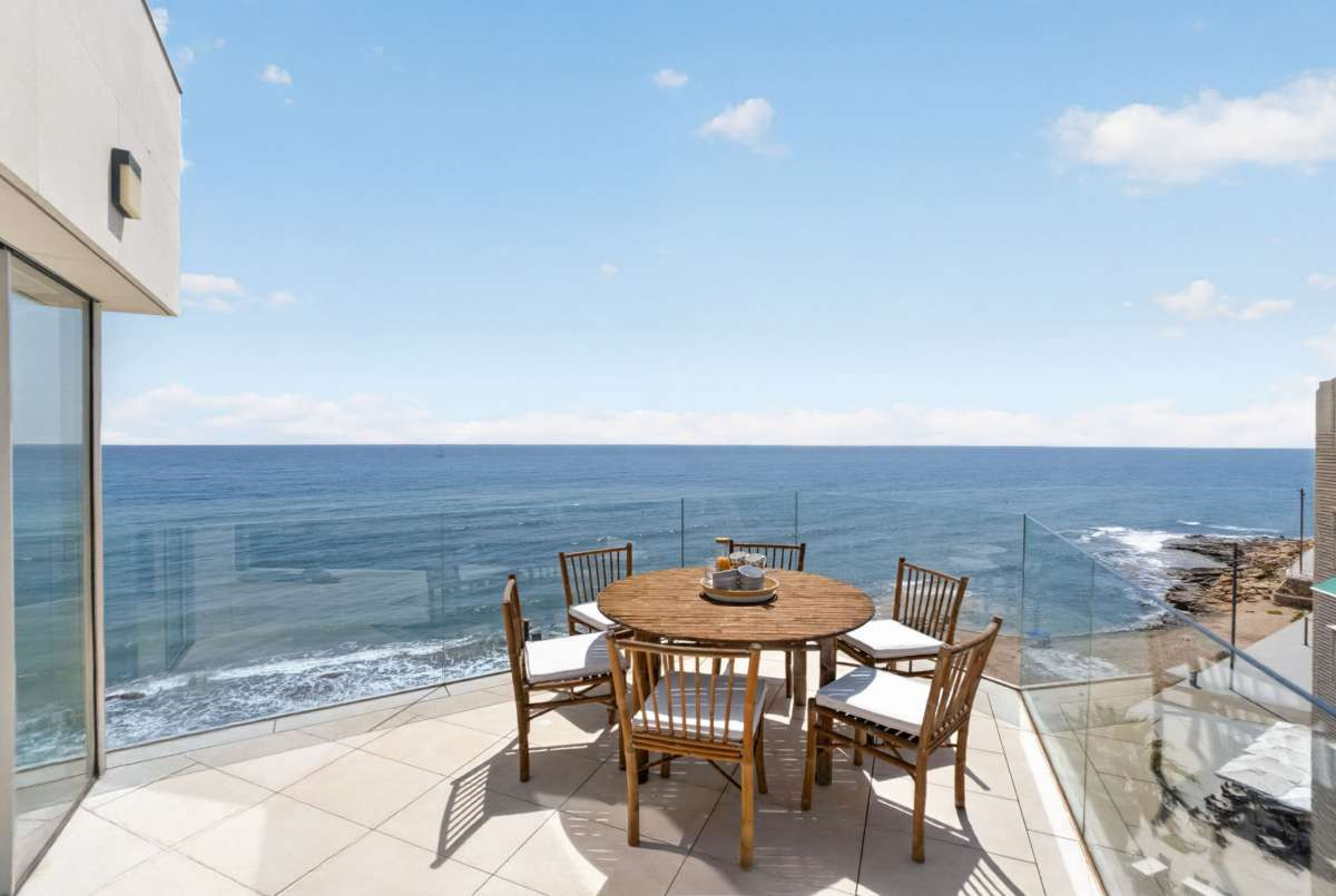 For sale - 4 Bedroom 2 Bathroom Apartment - Penthouse in Torrevieja - Torrevieja Centro  - Alicante