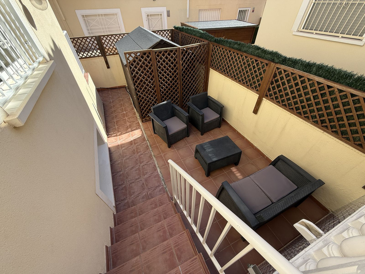 For sale - 4 Bedroom 3 Bathroom House - Detached Villa in Orihuela - Lomas de Cabo Roig  - Alicante
