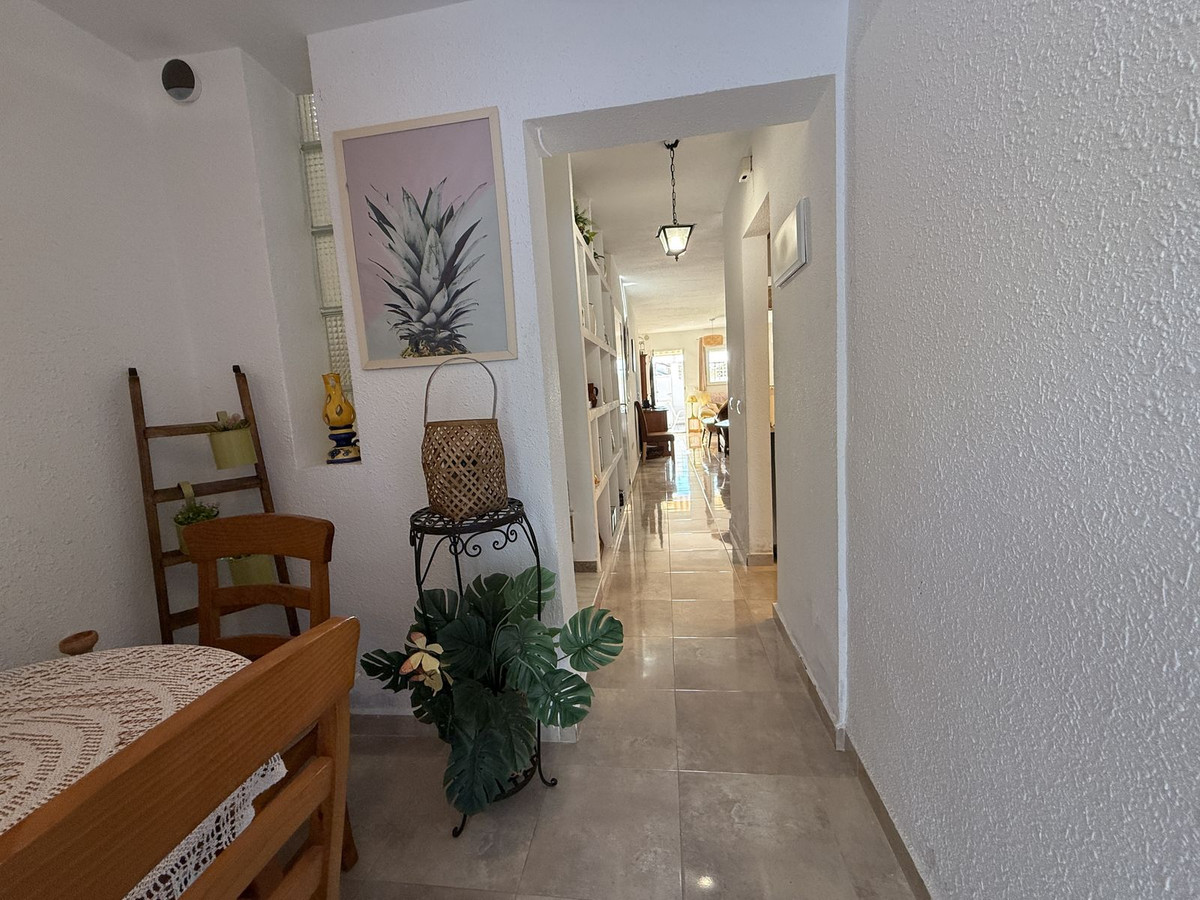 For sale - 2 Bedroom 2 Bathroom House - Townhouse in Torrevieja - Torrevieja Centro  - Alicante