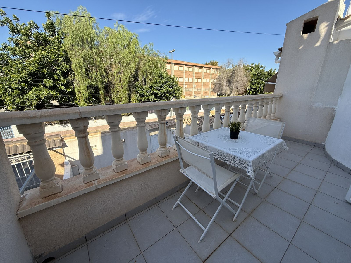 For sale - 2 Bedroom 2 Bathroom House - Townhouse in Torrevieja - Torrevieja Centro  - Alicante