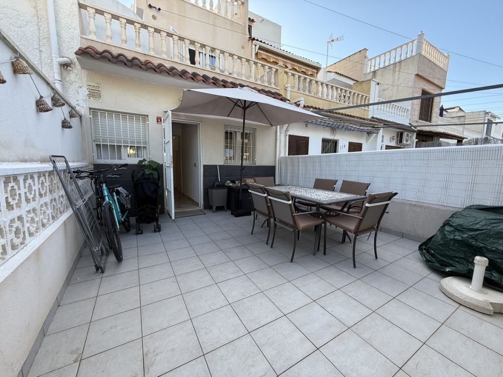 2 Bedroom 2 Bathroom House - Townhouse in Torrevieja