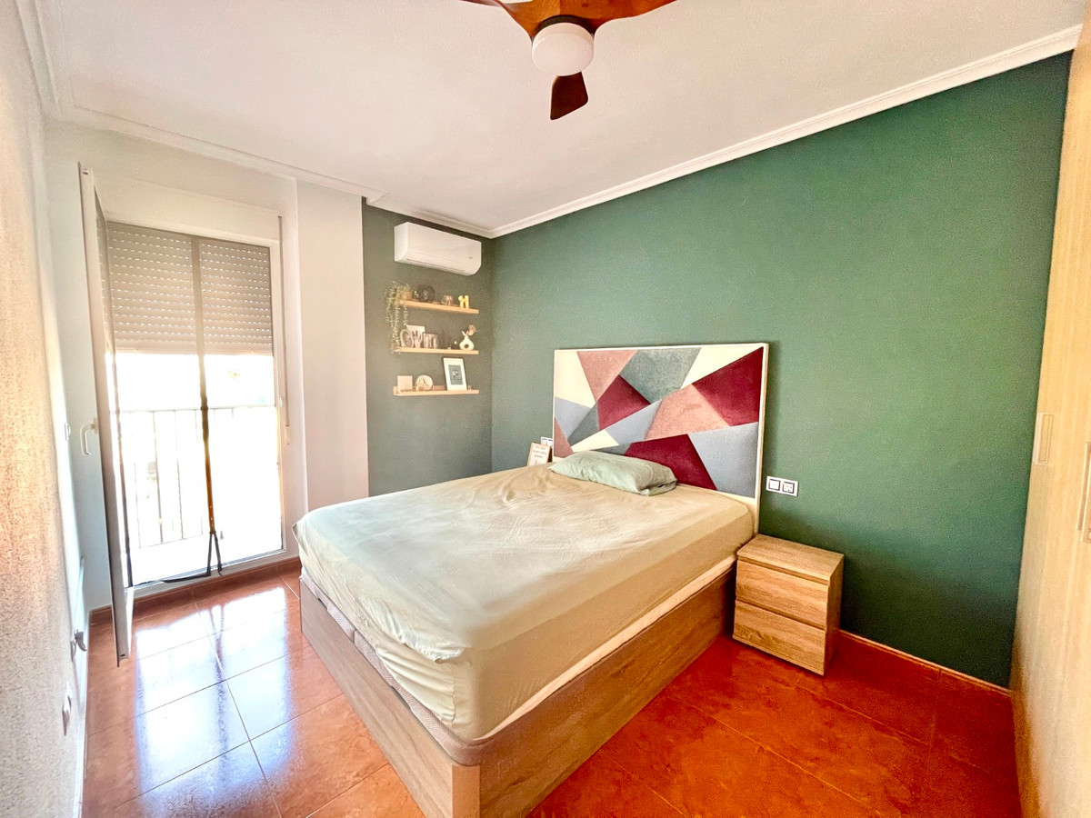 For sale - 3 Bedroom 2 Bathroom Apartment - Middle Floor Apartment in Catral - Catral Centro  - Alicante