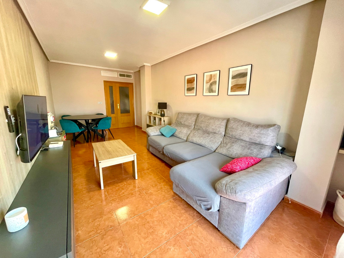 For sale - 3 Bedroom 2 Bathroom Apartment - Middle Floor Apartment in Catral - Catral Centro  - Alicante