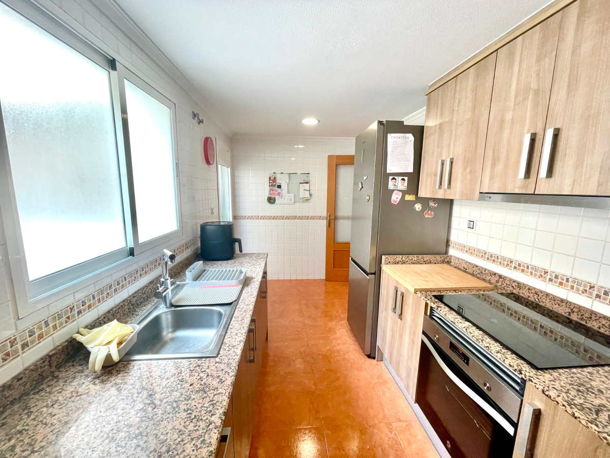 For sale - 3 Bedroom 2 Bathroom Apartment - Middle Floor Apartment in Catral - Catral Centro  - Alicante