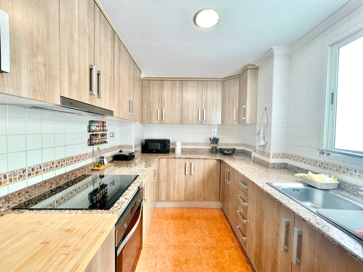 For sale - 3 Bedroom 2 Bathroom Apartment - Middle Floor Apartment in Catral - Catral Centro  - Alicante