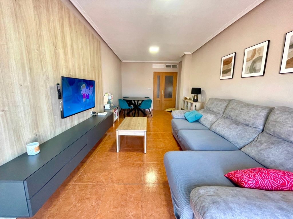 3 Bedroom 2 Bathroom Apartment - Middle Floor Apartment in Catral