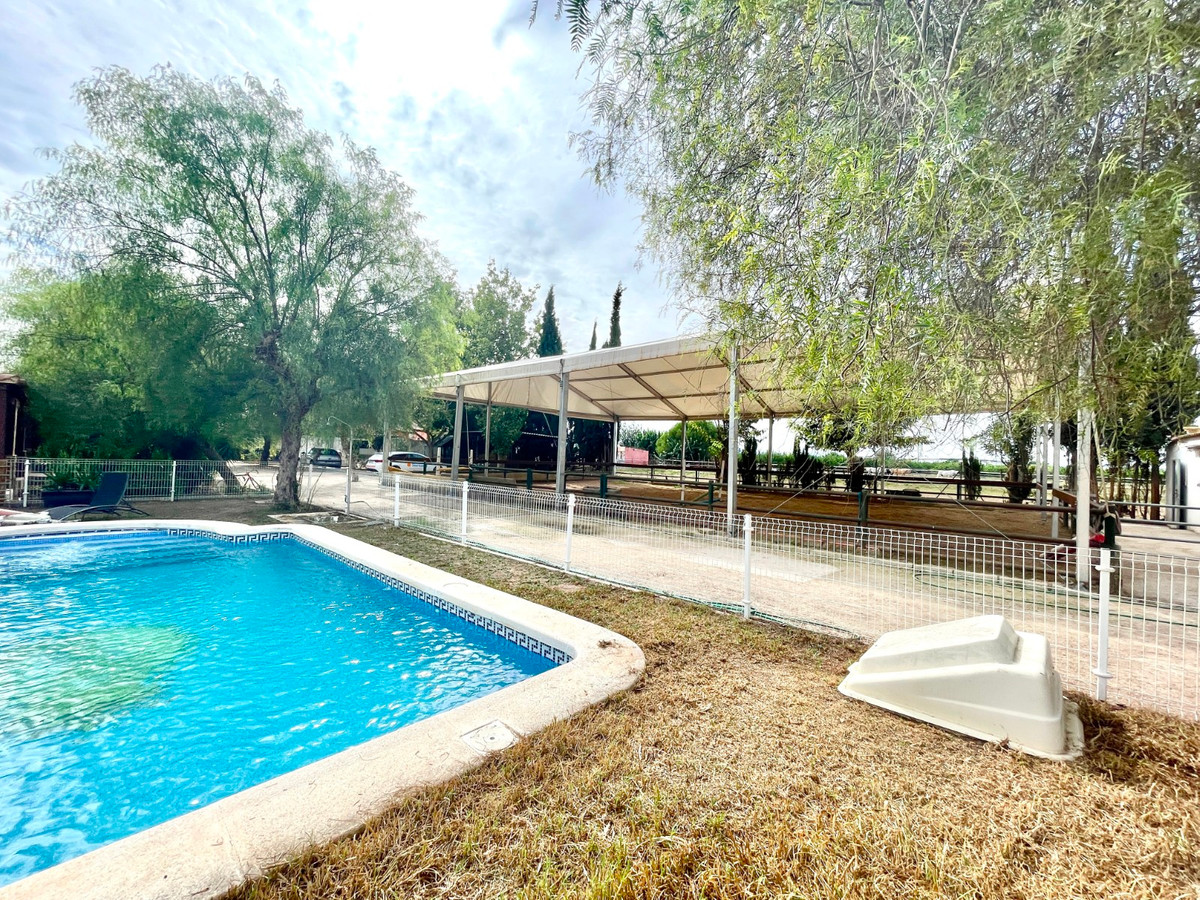 For sale - 3 Bedroom 2 Bathroom House - Finca - Cortijo in Orihuela - Orihuela Centro  - Alicante