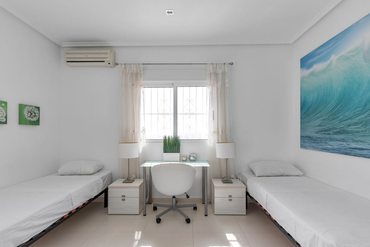 For sale - 3 Bedroom 2 Bathroom Apartment - Duplex in Rojales - Ciudad Quesada  - Alicante
