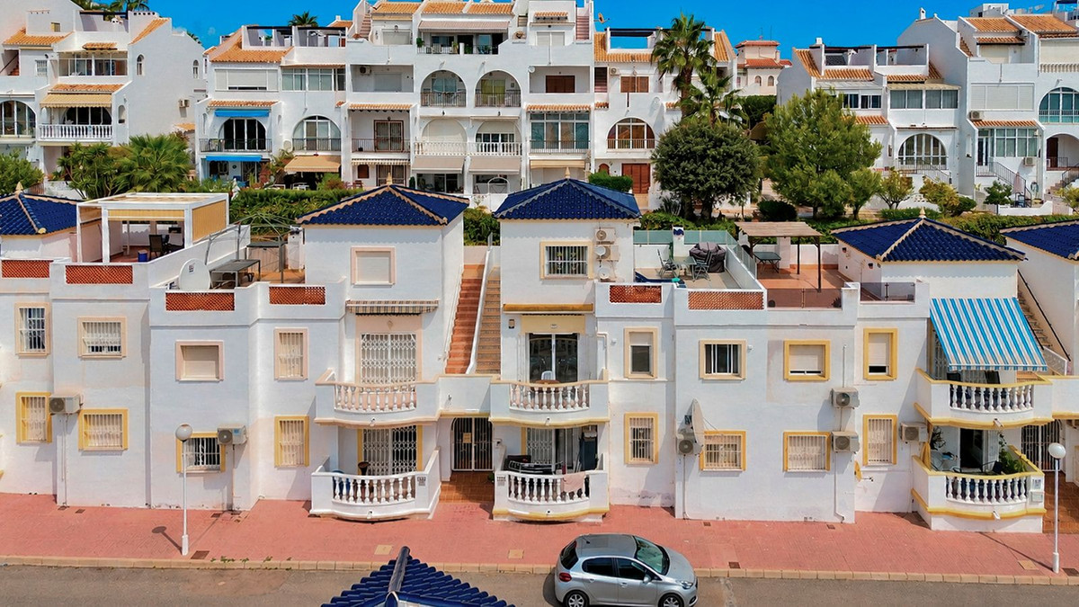 For sale - 3 Bedroom 2 Bathroom Apartment - Duplex in Rojales - Ciudad Quesada  - Alicante