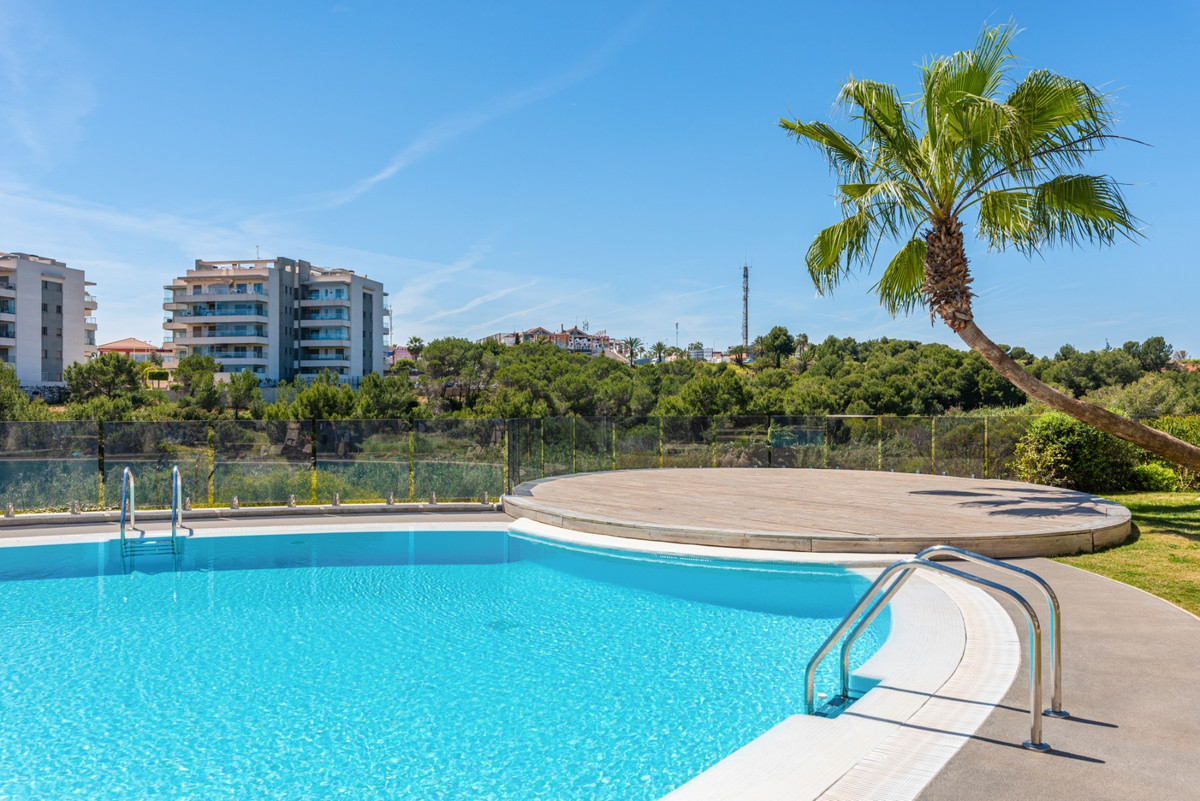 For sale - 3 Bedroom 2 Bathroom Apartment - Ground Floor Apartment in Orihuela - Orihuela Costa  - Alicante