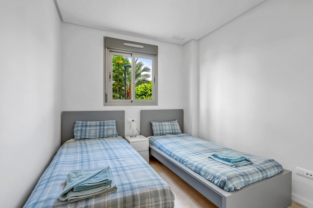 For sale - 3 Bedroom 2 Bathroom Apartment - Ground Floor Apartment in Orihuela - Orihuela Costa  - Alicante