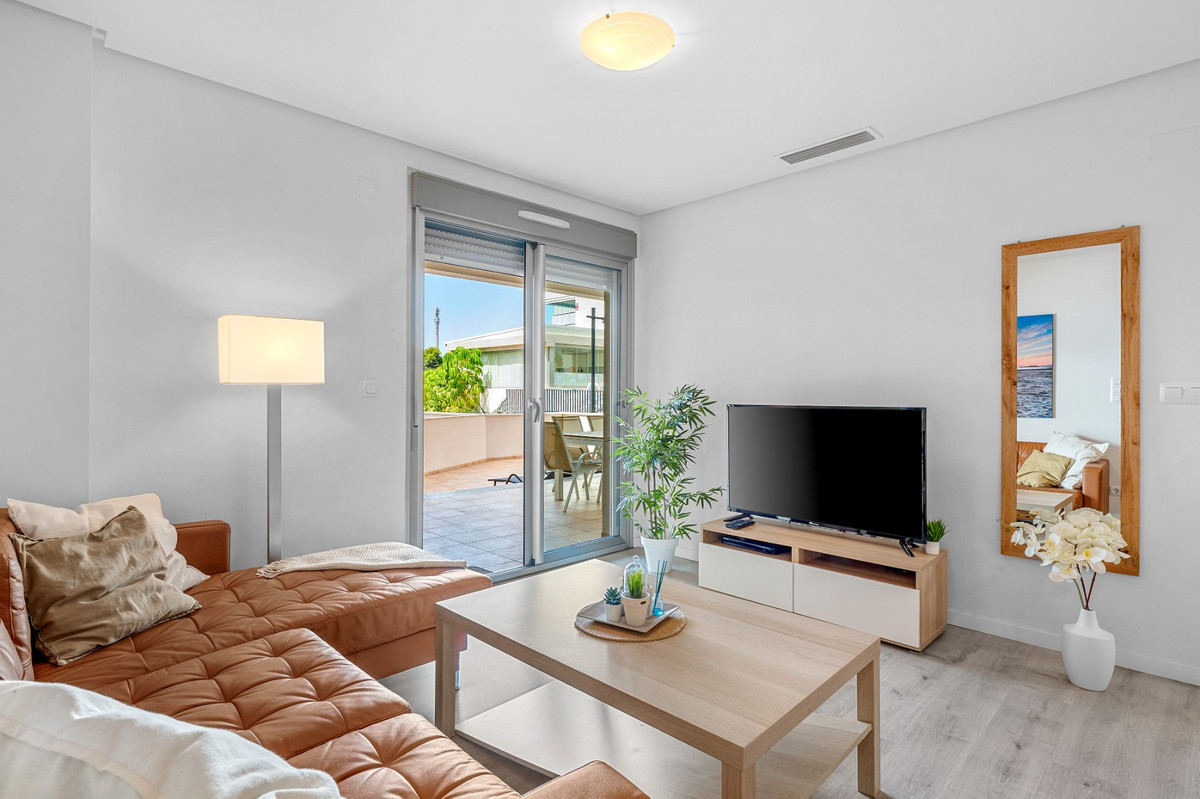 For sale - 3 Bedroom 2 Bathroom Apartment - Ground Floor Apartment in Orihuela - Orihuela Costa  - Alicante