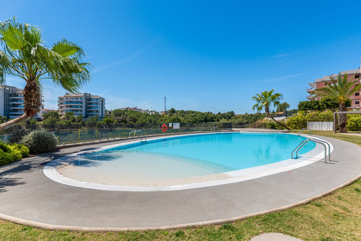 For sale - 3 Bedroom 2 Bathroom Apartment - Ground Floor Apartment in Orihuela - Orihuela Costa  - Alicante