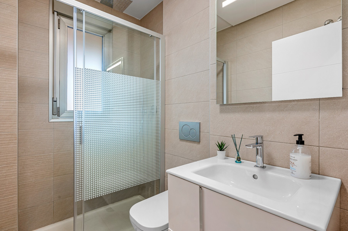 For sale - 3 Bedroom 2 Bathroom Apartment - Ground Floor Apartment in Orihuela - Orihuela Costa  - Alicante