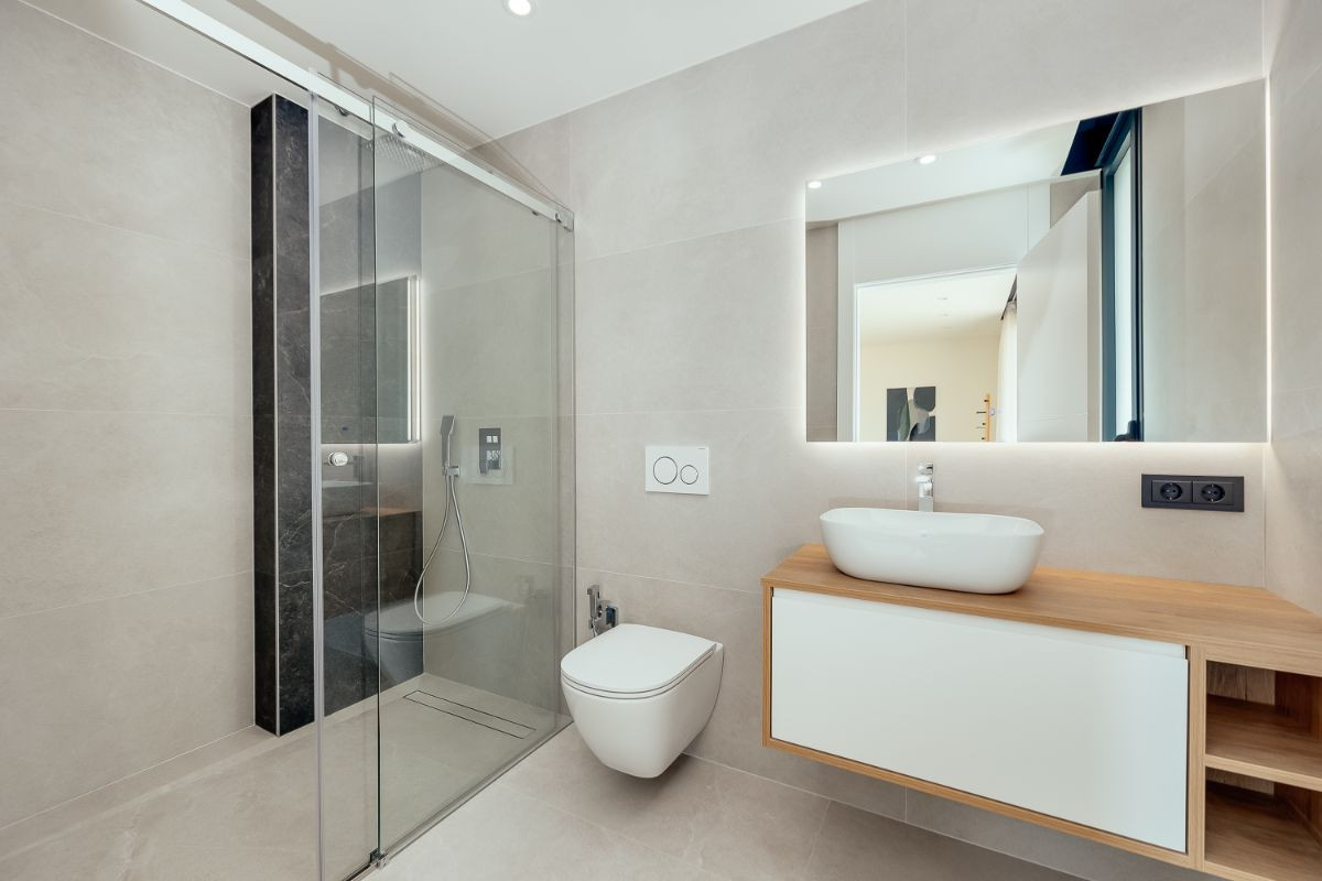 For sale - 4 Bedroom 4 Bathroom House - Detached Villa in Rojales - Rojales Centro  - Alicante