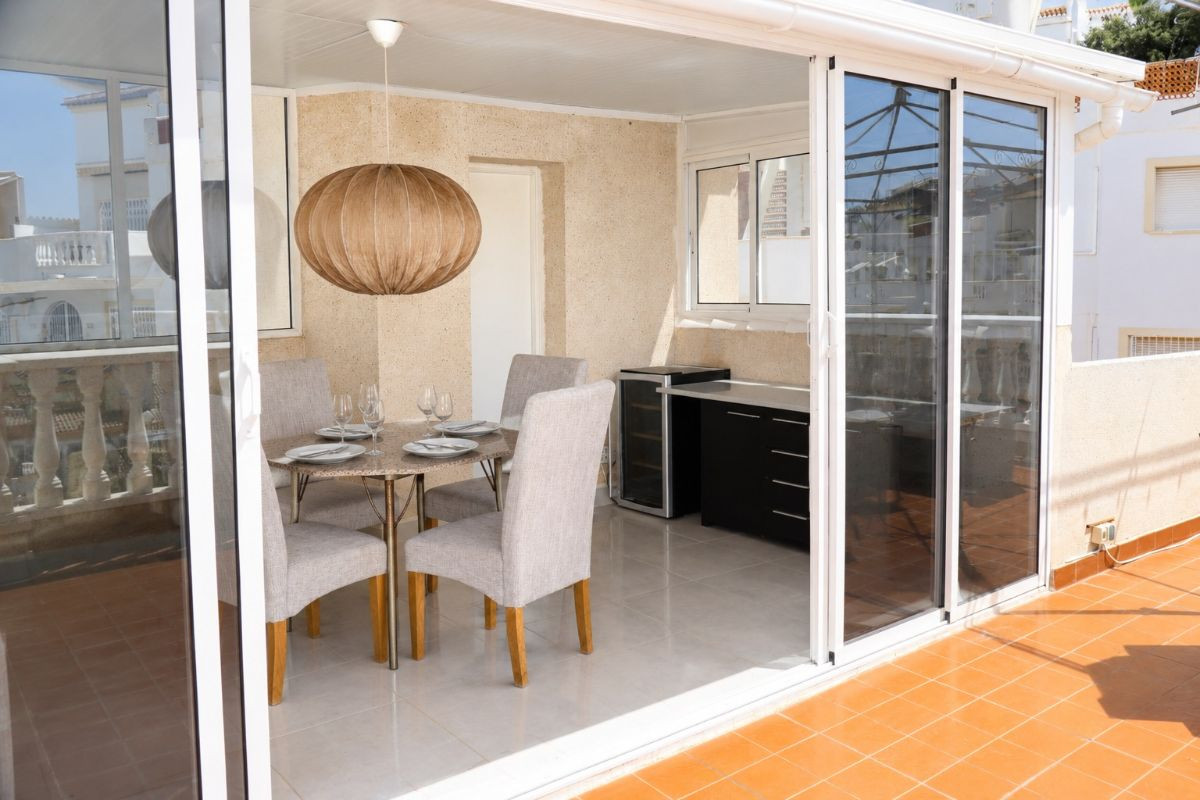 For sale - 4 Bedroom 2 Bathroom House - Detached Villa in Rojales - Ciudad Quesada  - Alicante