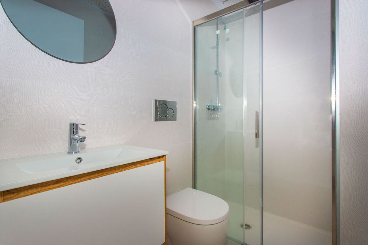 For sale - 2 Bedroom 2 Bathroom Apartment - Middle Floor Apartment in Torrevieja - Torrevieja Centro  - Alicante