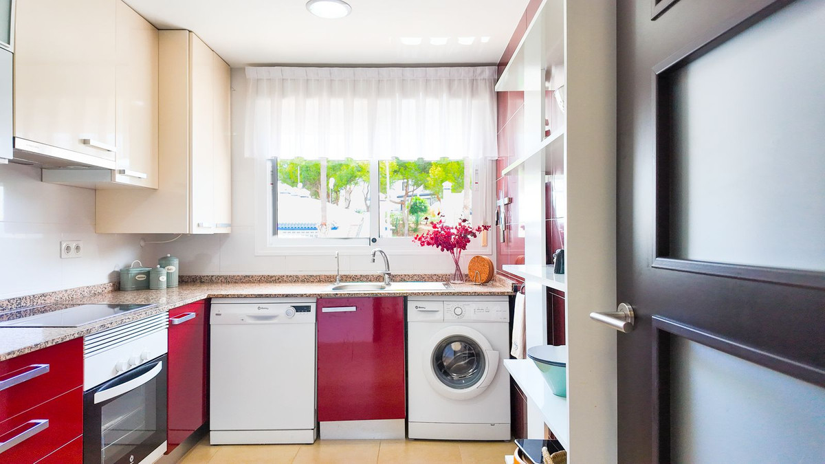 For sale - 2 Bedroom 2 Bathroom Apartment - Top Floor Apartment in Orihuela - Orihuela Costa  - Alicante
