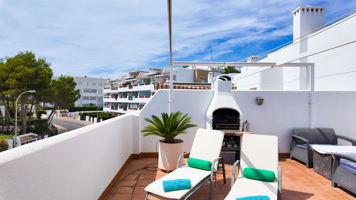 For sale - 2 Bedroom 2 Bathroom Apartment - Top Floor Apartment in Orihuela - Orihuela Costa  - Alicante