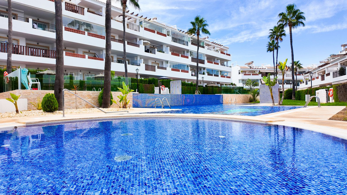 For sale - 2 Bedroom 2 Bathroom Apartment - Top Floor Apartment in Orihuela - Orihuela Costa  - Alicante