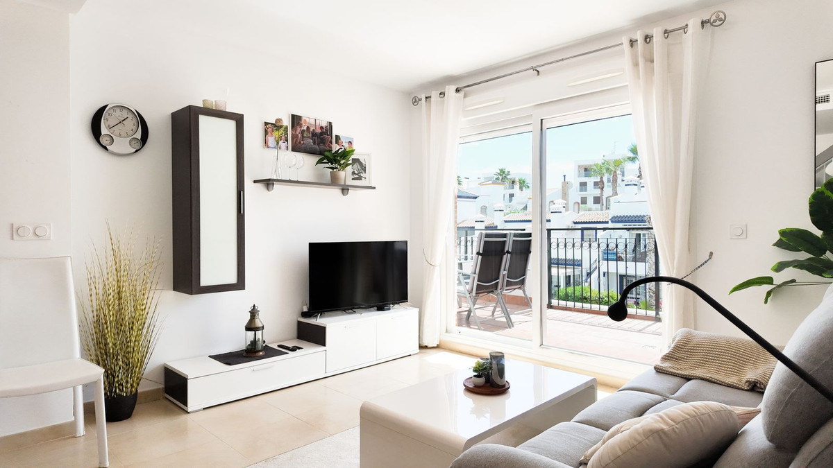 For sale - 2 Bedroom 2 Bathroom Apartment - Top Floor Apartment in Orihuela - Orihuela Costa  - Alicante
