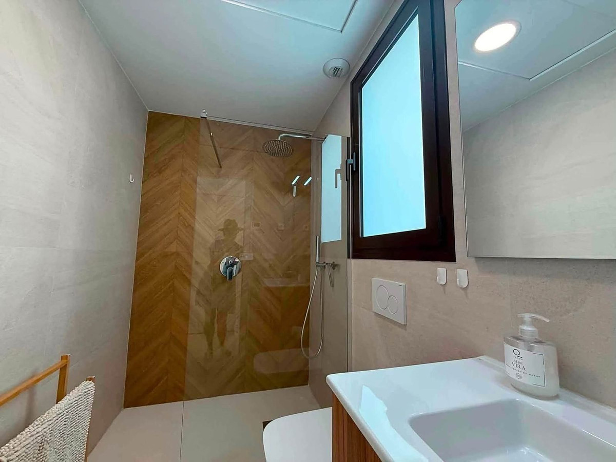For sale - 3 Bedroom 3 Bathroom House - Detached Villa in Torre-Pacheco - Santa Rosalia Lake and Life Resort  - Murcia