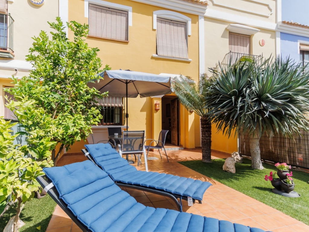 3 Bedroom 2 Bathroom House - Townhouse in San Javier