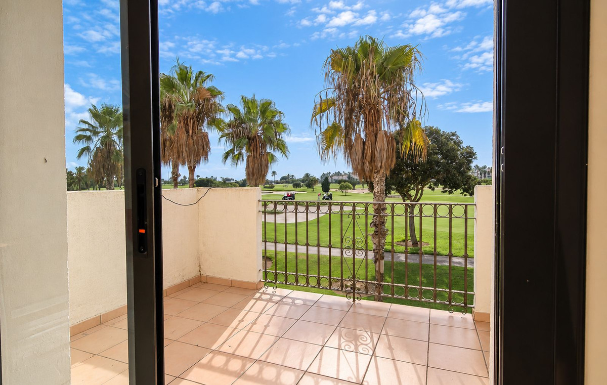 For sale - 4 Bedroom 3 Bathroom House - Detached Villa in San Javier - Roda Golf  - Murcia