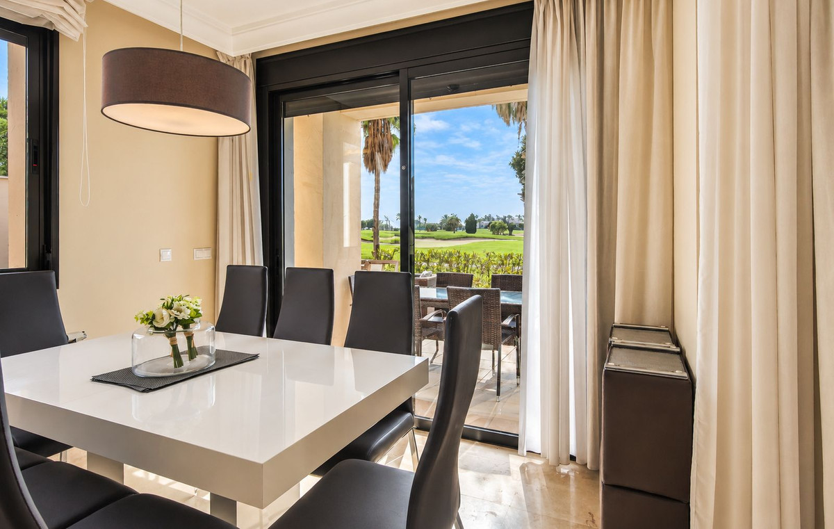 For sale - 4 Bedroom 3 Bathroom House - Detached Villa in San Javier - Roda Golf  - Murcia