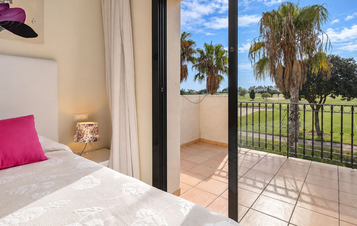 For sale - 4 Bedroom 3 Bathroom House - Detached Villa in San Javier - Roda Golf  - Murcia