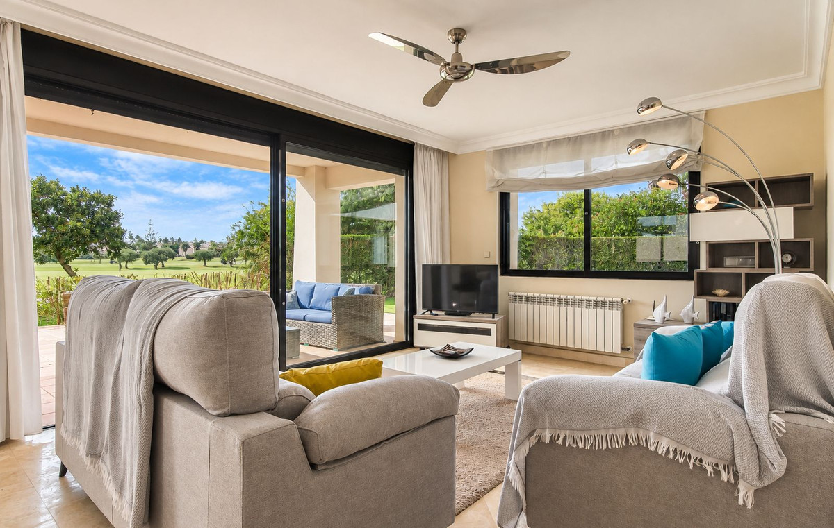 For sale - 4 Bedroom 3 Bathroom House - Detached Villa in San Javier - Roda Golf  - Murcia