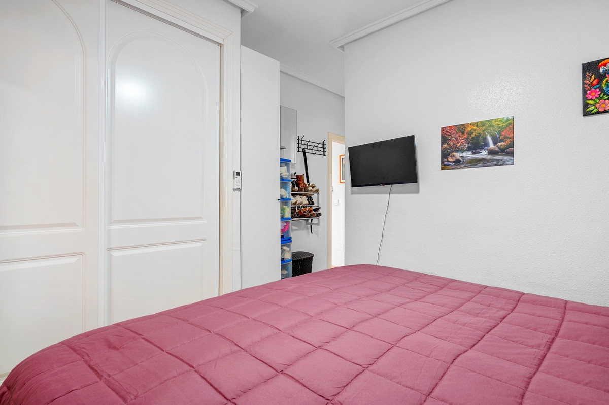 For sale - 3 Bedroom 2 Bathroom House - Detached Villa in Rojales - Rojales Centro  - Alicante
