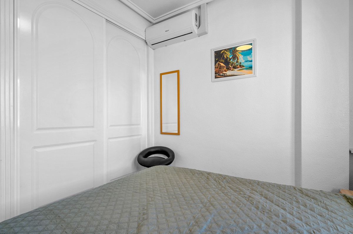 For sale - 3 Bedroom 2 Bathroom House - Detached Villa in Rojales - Rojales Centro  - Alicante