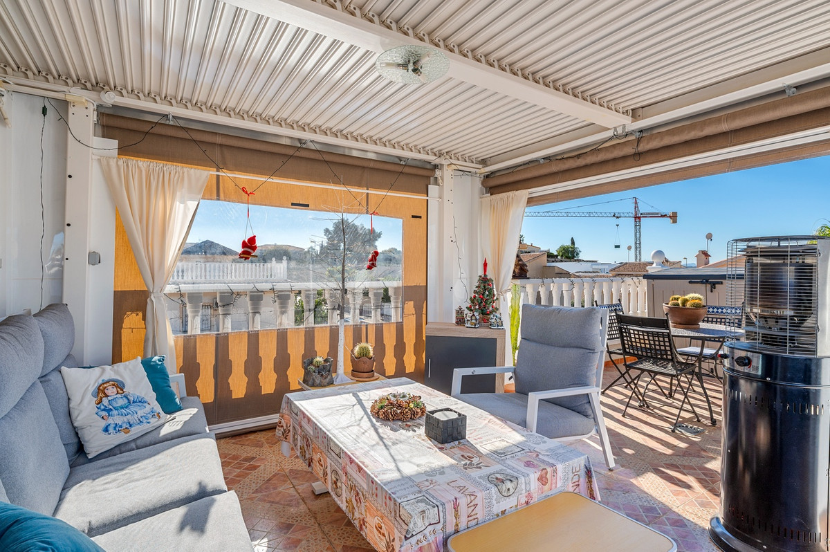 For sale - 3 Bedroom 2 Bathroom House - Detached Villa in Rojales - Rojales Centro  - Alicante
