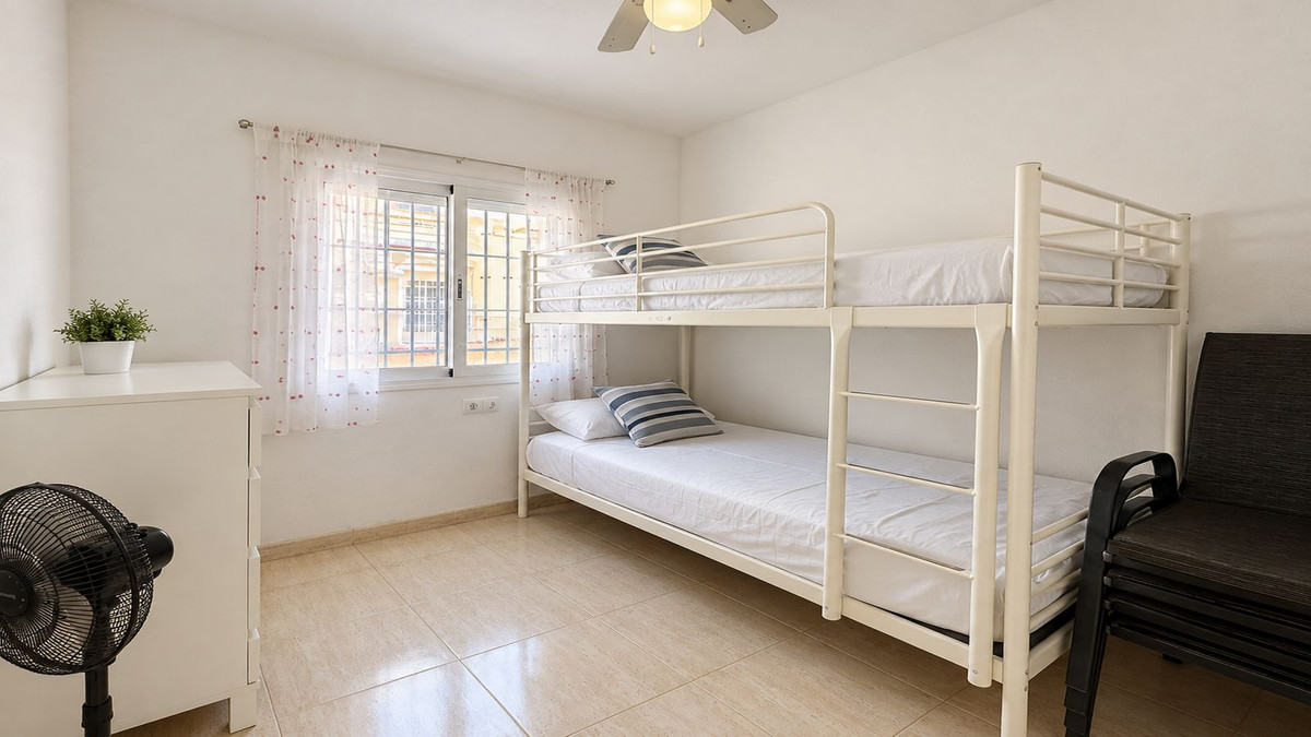 For sale - 2 Bedroom 1 Bathroom Apartment - Ground Floor Apartment in San Miguel de Salinas - San Miguel de Salinas Centro  - Alicante
