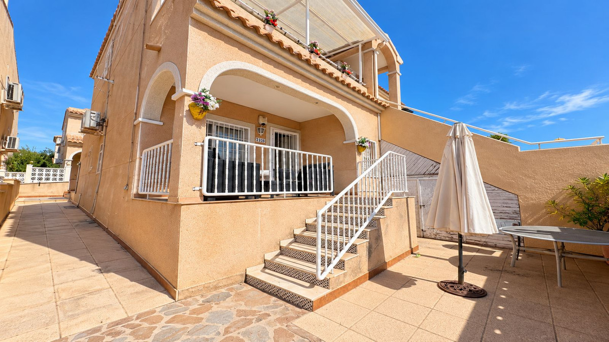For sale - 2 Bedroom 1 Bathroom Apartment - Ground Floor Apartment in San Miguel de Salinas - San Miguel de Salinas Centro  - Alicante