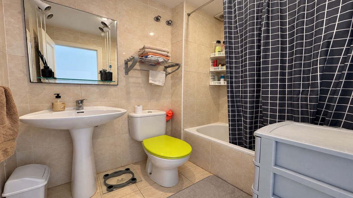 For sale - 2 Bedroom 1 Bathroom Apartment - Ground Floor Apartment in San Miguel de Salinas - San Miguel de Salinas Centro  - Alicante