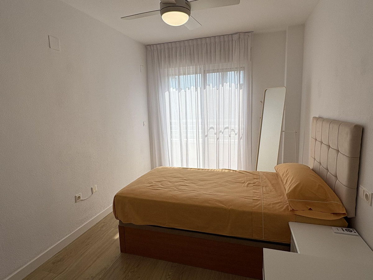 For sale - 3 Bedroom 3 Bathroom House - Semi-Detached House in Santa Pola - Gran Alacant  - Alicante