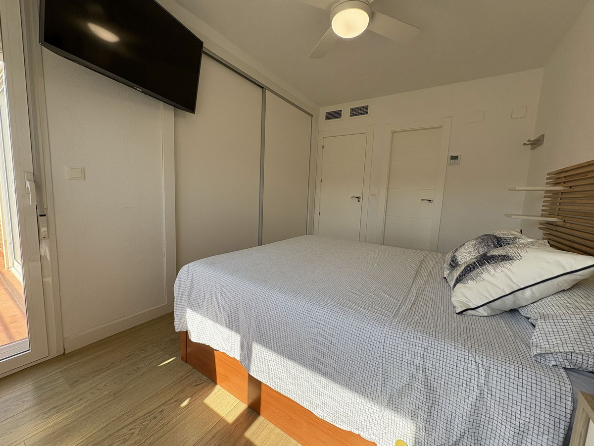 For sale - 3 Bedroom 3 Bathroom House - Semi-Detached House in Santa Pola - Gran Alacant  - Alicante