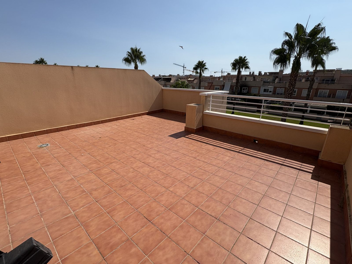 For sale - 3 Bedroom 3 Bathroom House - Semi-Detached House in Santa Pola - Gran Alacant  - Alicante